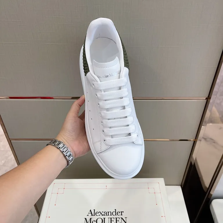 Alexander McQueen Shoe 